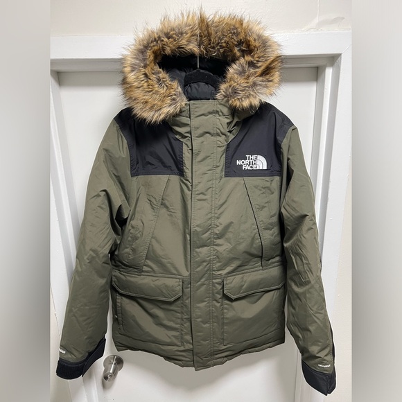 The North Face McMurdo Parka Olive and Black size M - Picture 1 of 8